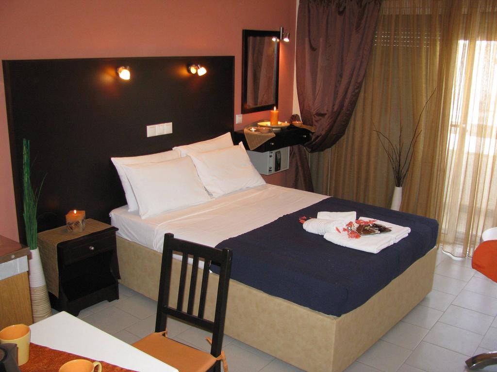 Villa Kokkinos Potos Zimmer foto